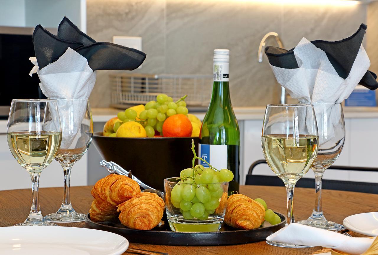 Chelsea Luxury Suites Kaapstad Buitenkant foto