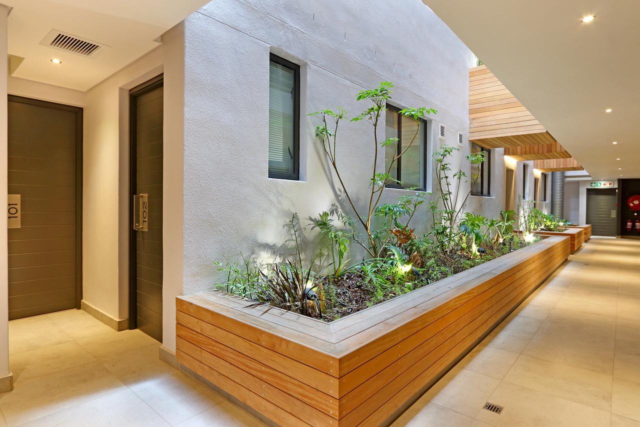 Chelsea Luxury Suites Kaapstad Buitenkant foto