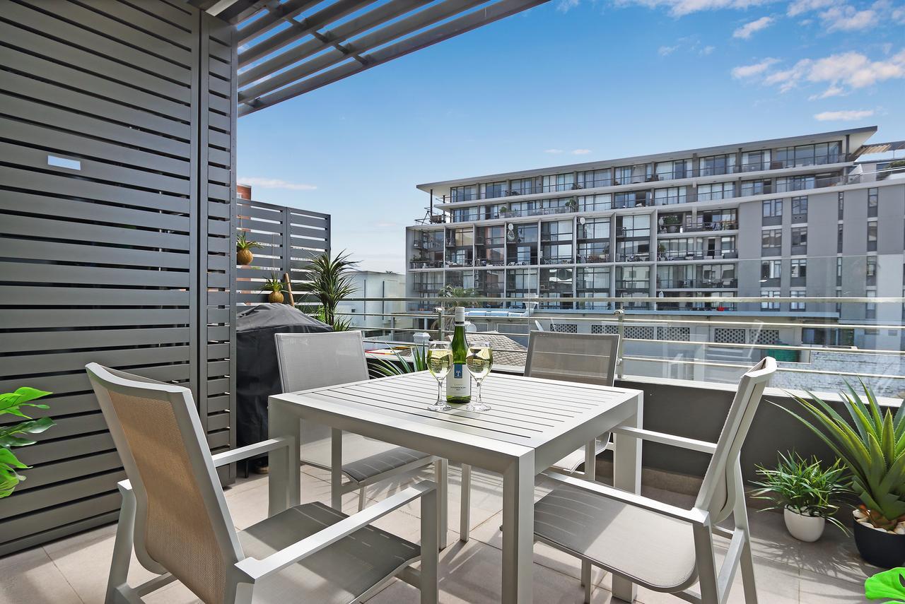 Chelsea Luxury Suites Kaapstad Buitenkant foto