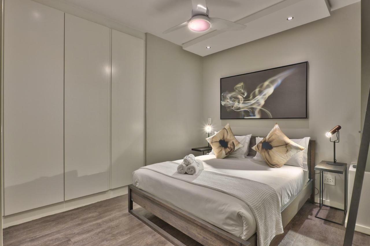 Chelsea Luxury Suites Kaapstad Buitenkant foto