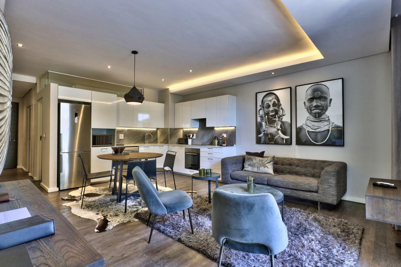 Chelsea Luxury Suites Kaapstad Buitenkant foto